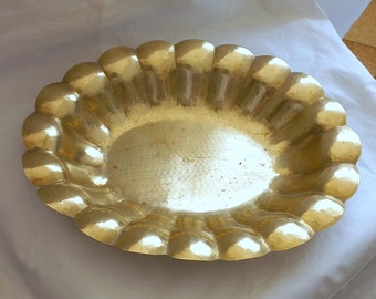 Brass Tray "Casetti" Hand-made Made in Italy Vintage Home Furnishings Serving Tray Gold Vintage Brass Tableware Vintage Serving Plate