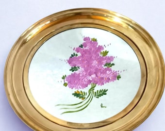Plateau miroir 39 cm en laiton vintage, plateau de toilette floral peint à la main, régence hollywoodienne, plateau de commode en laiton antique, art populaire du milieu du siècle