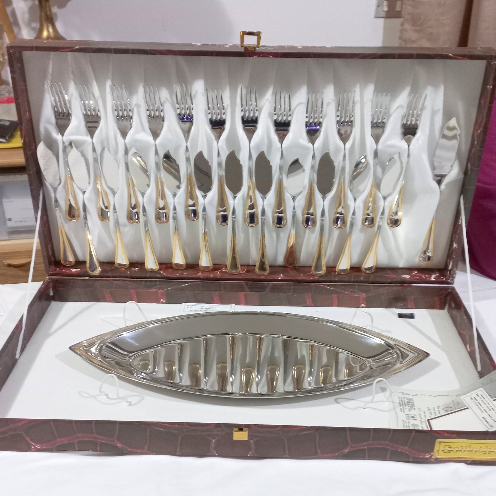 カトラリーセットGottinghen イタリア製　18/10　スプーン　24k 26 Pieces Gottinghen 18/10 Steel 24k Gold Decorations