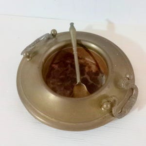 Miniatura rara del brasero Cenicero de latón Quemador de incienso Estufa antigua Chimenea vintage Decoraciones de casa rústica Casa de campo