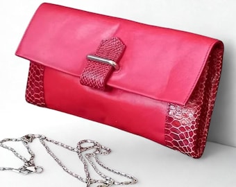 Vintage Italy Vintage bag signed "Carlo Pazolini" 1970s Real leather Red color Clutch bag Shoulder bag Women's accessories Evening dress