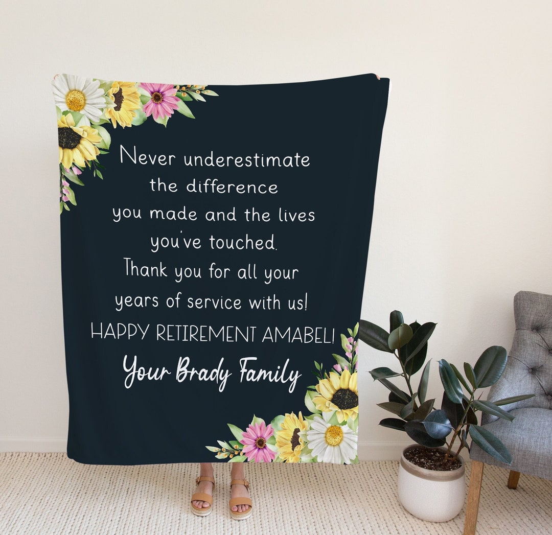Custom Happy Retirement Blanket, Personalized Never Underestimate the