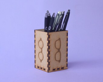 Wood Glasses Pen Holder, Optometry pen holder, Optometry gift, Optometrist, Optical gift, Eye doctor gift, Glasses decor, Glasses gift, eye