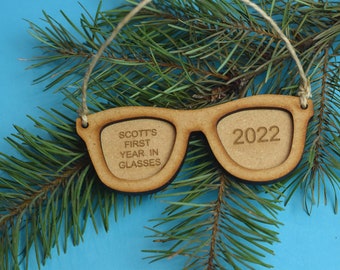 Custom glasses ornament, Kids glasses gift,  eye glasses gift, Amblyopia gift, Optometry ornament, Optometry gift, congenital cataract, Eye