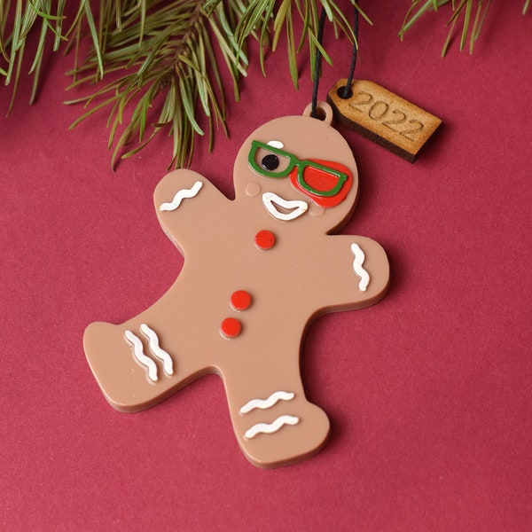 Eye Patch Gingerbread man Christmas ornament, Patching Ornament, Kids eye patch, optometry Christmas ornament, Optometrist, Eye Power