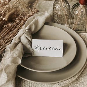 Platzkarten | Puderweiß | Namensschilder | Hochzeit | Individuell beschriftet | handgeschrieben | kalligrafiert | handbeschriftet | Weiß