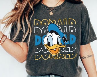 Comfort Colors® Cute Disney Donald duck and Friends  Magic Kingdom Holiday Trip Unisex T-shirt Family Birthday Gift Adult Kid Toddler Tee