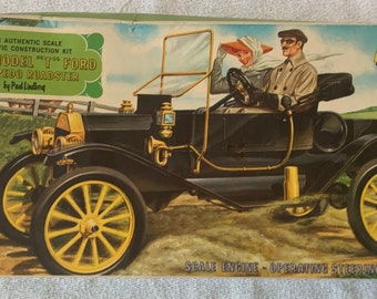 Lindberg 1925 Fordmodel T Street Rod 1/32 Scale Model Kit | Sealed