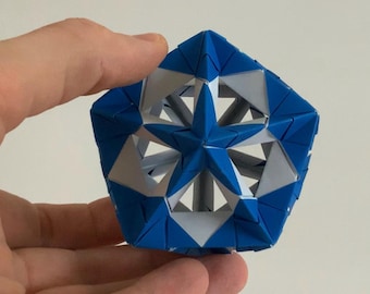 Art!!!! Origami Sculpture 30 Sheet Icosahedron Triangular Plane Origami Engineering Cubic Geometric Architecture Polyhedral sculptures