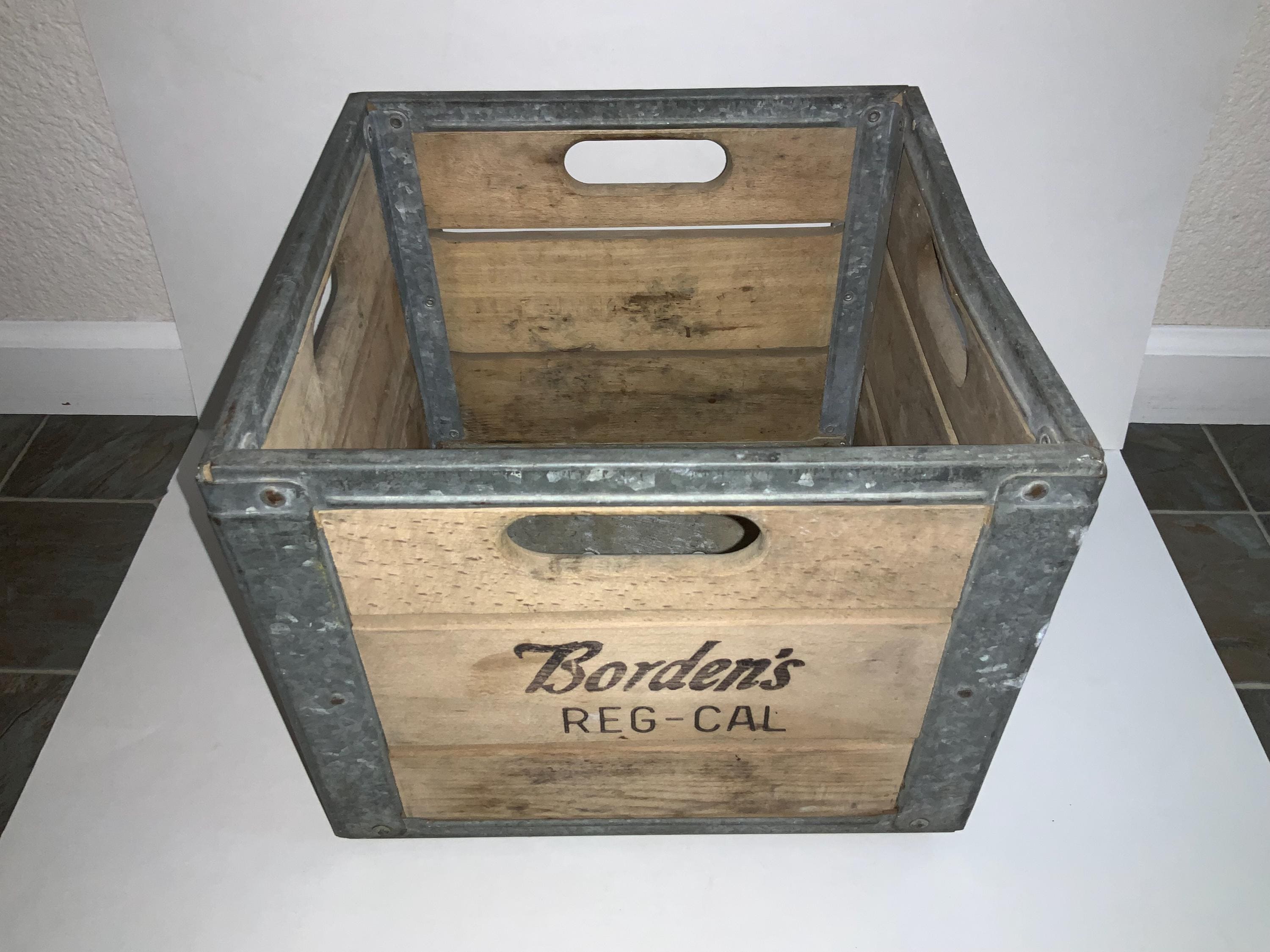 Borden’s ミルク 木箱 ウッドボックス レトロ ビンテージ　① Borden's Milk Crate Antique Wood Crate Painted Advertisement