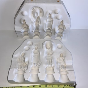 Slip Mold Ceramic Molds Halloween Pumpkin Ghost Santa Skier Shelf Sitter Bust Atlantic Doc Holliday Byron Mold 1960s+ XL Quality Rare Pieces INDIAN CHESS SET