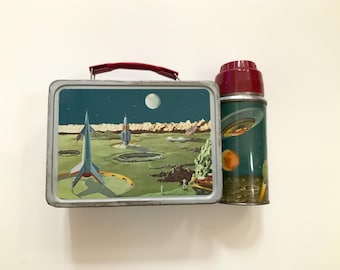THERMOS Satellite Lunch Box Atomic Space Age Theme - AMAZING CONDITION Clean Interior --1950s Astronauts Rockets Spaceships Planets