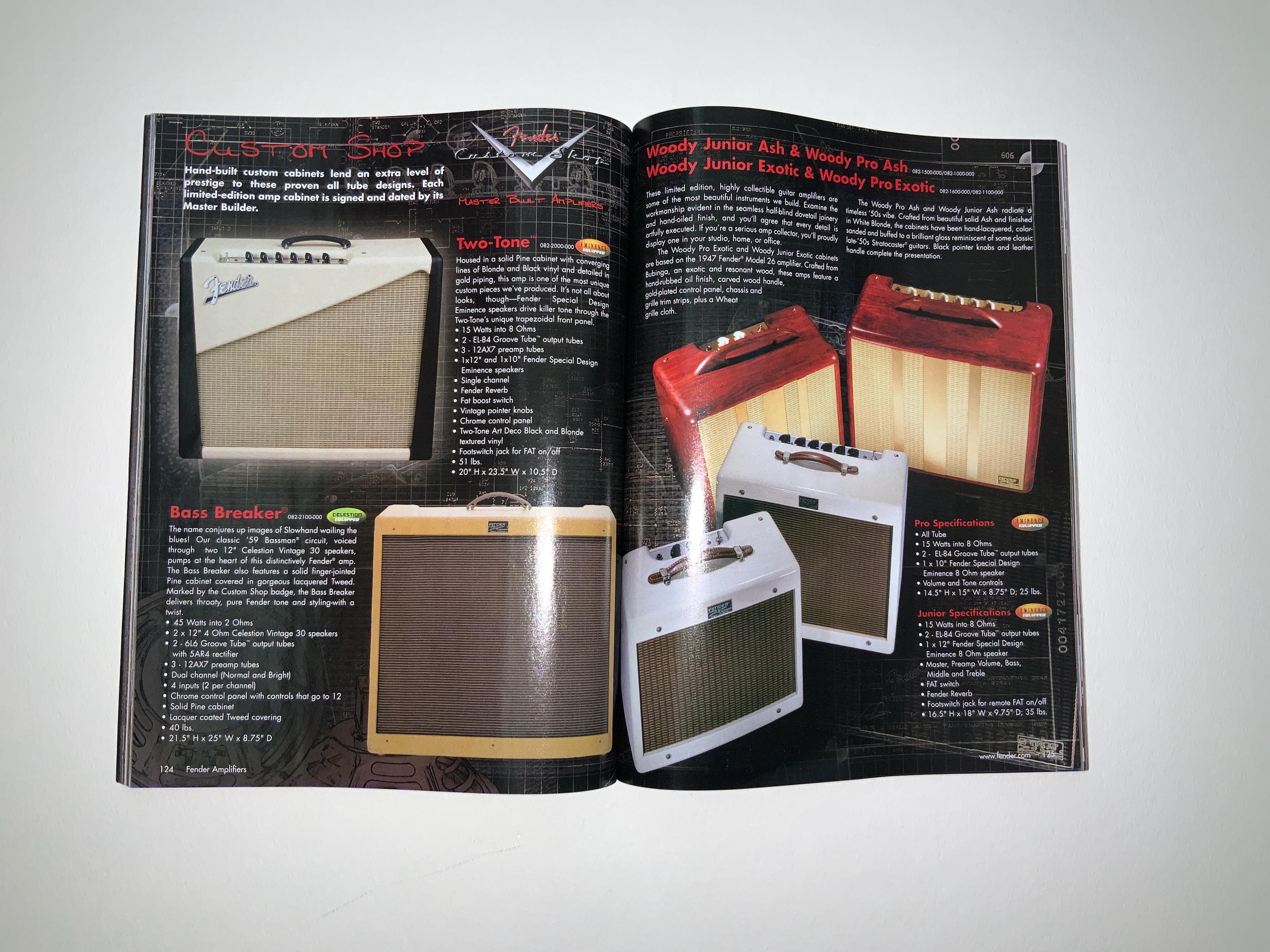 FENDER Catalog 2002 Full Line - Frontline Magazine Great Condition