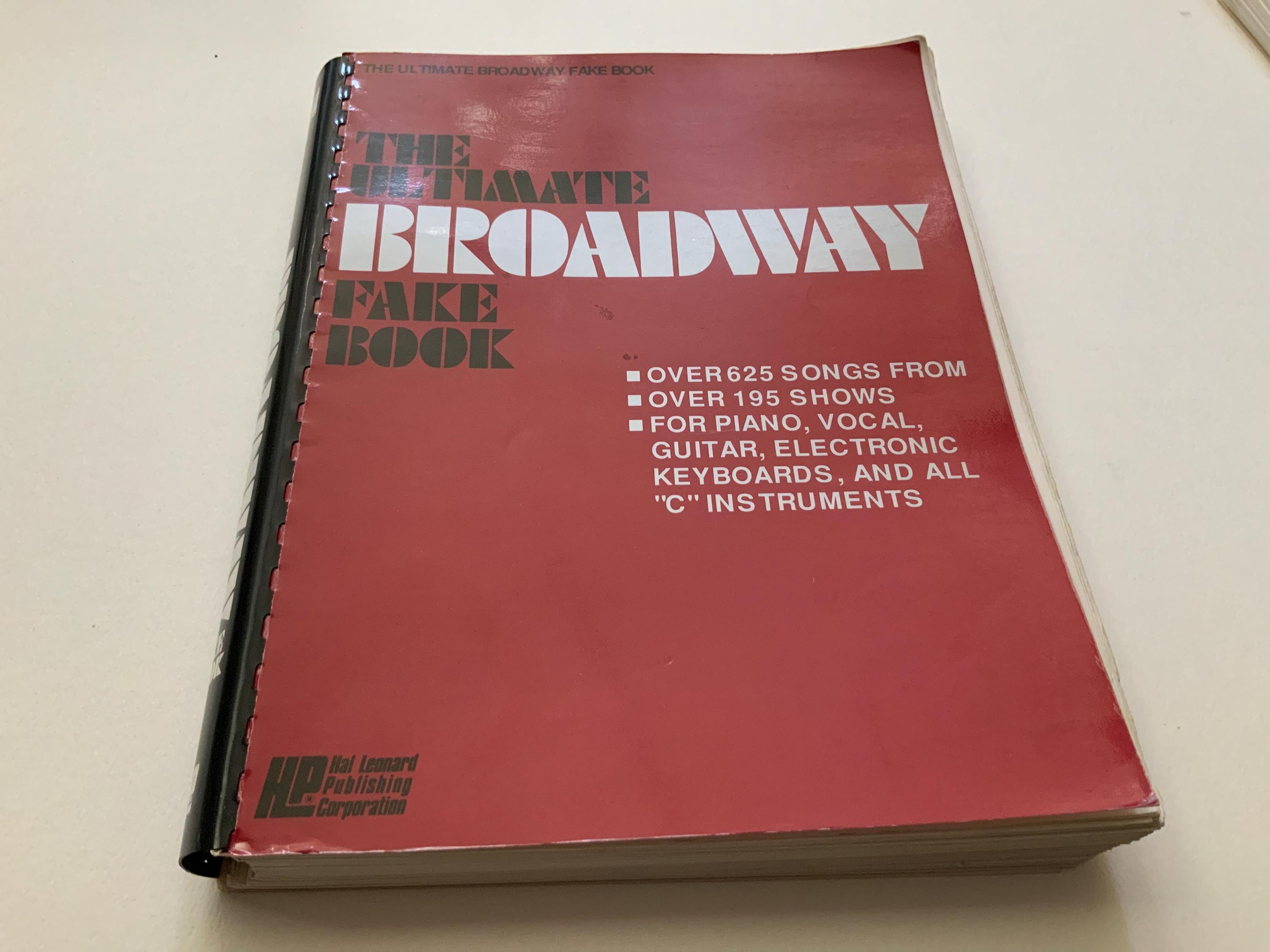 The Ultimate Broadway Fake Book 楽譜 The Ultimate Fake Book – 5th