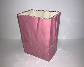 【希少】ローゼンタール 紙袋 花瓶 ピンクベージュ 18cm ローゼンタール ペーパーバッグ花瓶: Tapio Wirkkala ビスク磁器