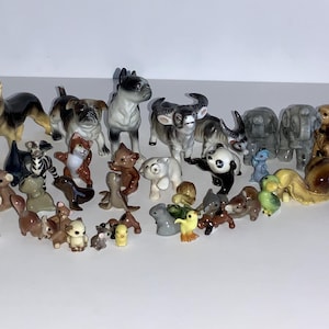 Lot 40+ Hagen Renaker Little Horribles set mit Höhle Vintage handgemalte Porzellanfiguren Skulpturen Lot Clown Zirkushund Pferd Tiere