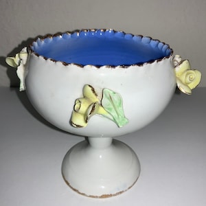 Capodimonte italienischen feinen Porzellan dekorative Schale Cup Royal Blau Blumen floral Italien Keramik vergoldet Skulptur antike handgemachte Becher