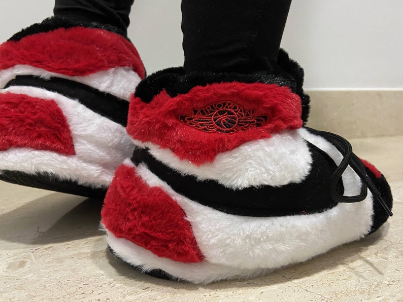 nike air jordan slippers