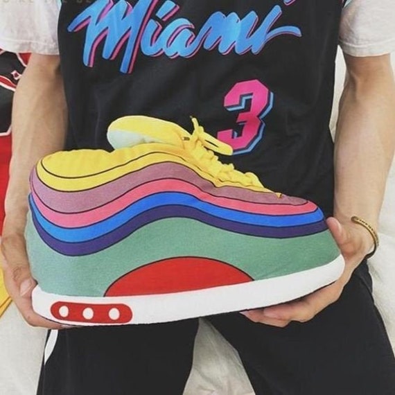 sean wotherspoon house slippers