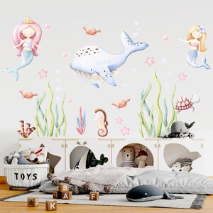 Naklejka ścienna Undersea Wonderland - wieloryb syrena konik morski i wodorosty zabawna scena do pokoju dziecięcego - BR101
