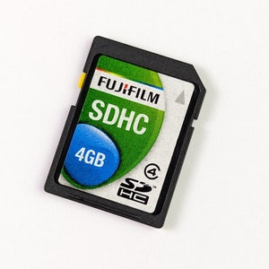 Tarjeta de memoria SDHC Fujifilm vintage de 4 GB, clase 4, fabricada en Japón.