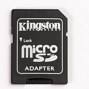 Vintage Kingston 8GB micro SDHC Card TF Card + Adapter microSD to Full Size SD