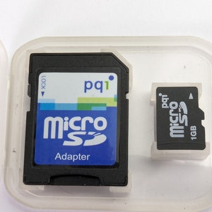 Vintage Pqi Micro SD 1GB -  Taiwan & Pqi Adapter MicroSD to Full SD + plastic Holder