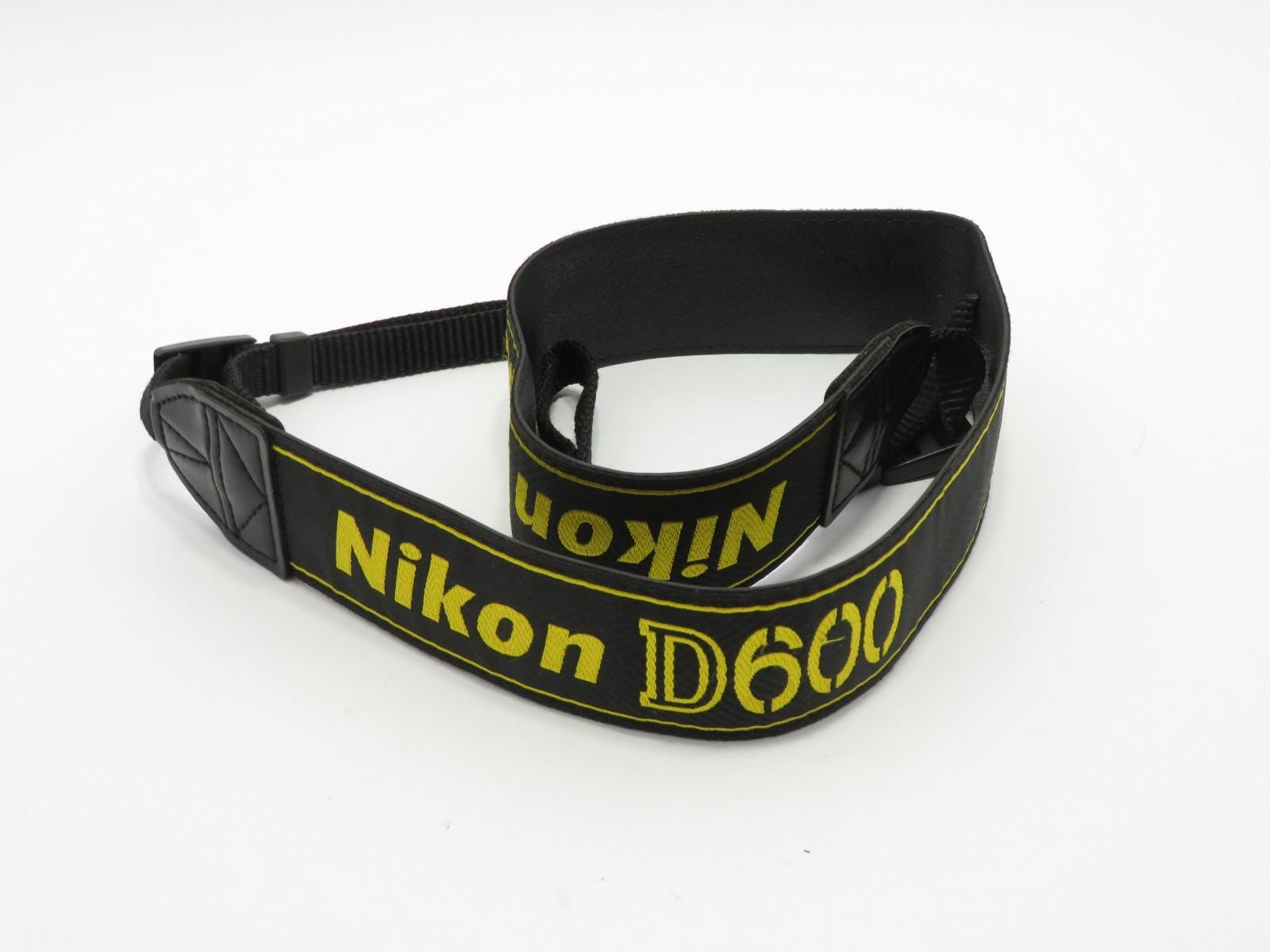 Nikon D600 ボディ ストラップ ニコン純正［Nikon D600 strap ストラップ & D600カタログ