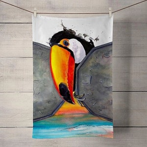 Toucan towel