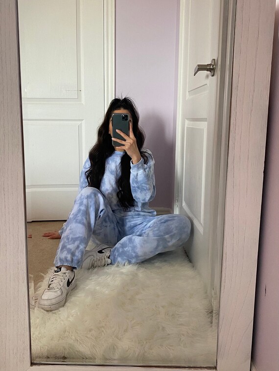 matching tie dye sweatsuit set