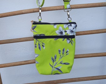 Smartphon Täschchen kleine Upcycling Umhängetasche Jeans Recycling Cross Body Tasche Handy Tasche bestickt