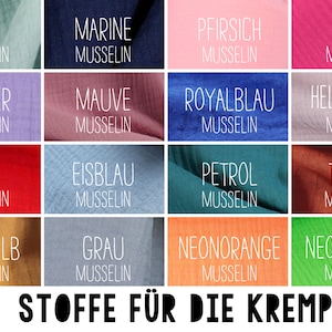 Puede incluir: Una carta de colores de muestras de tela de muselina en varios colores, incluyendo menta, marino, rosa y rojo. Cada muestra est&aacute; etiquetada con su nombre de color en alem&aacute;n. El texto "STOFFE F&Uuml;R DIE KREMPE" est&aacute; en la parte inferior.