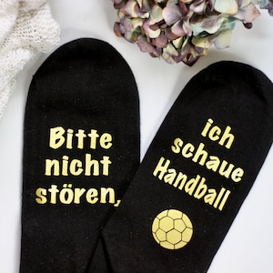 Bitte nicht stören, ich schaue Handball Socken - Handballspieler Geschenk - Sport Trainer