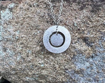 Round Elegance Aluminum Necklace