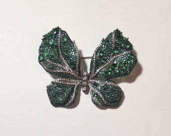 Enchanting Simulated Emeralds Butterfly Brooch from Butterfly Collection Designer Luxury Jewelry