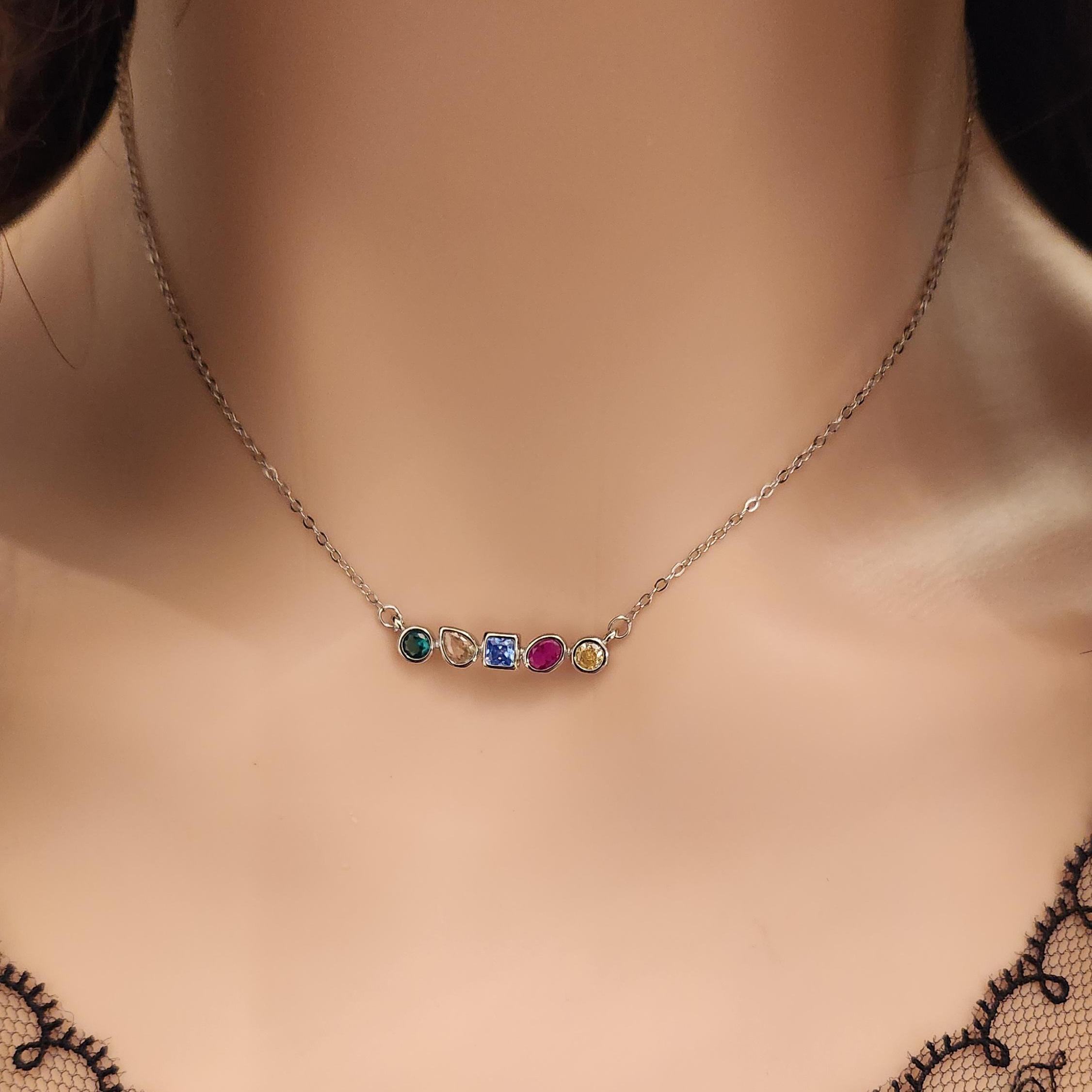 幾何学模様の宝石ネックレス：マルチカラーCZ、スターリングシルバー