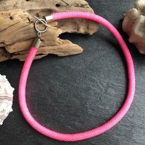Crocheted choker necklace