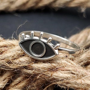 Eye ring, 925 sterling silver, adjustable ring, handmade, evil eye ring, minimalist ring, unisex ring, gift.