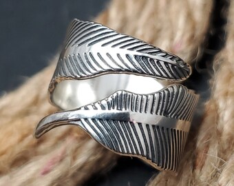 Feather ring, 925 sterling silver, adjustable ring, handmade, silver feather ring, unisex ring, gift.