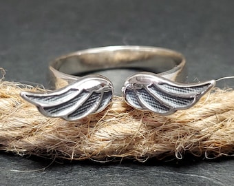 Wings ring, 925 Sterling Silver, Handmade, adjustable ring, silver ring, minimalist ring, gift.
