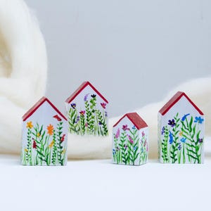 Wooden mini houses hand painted wild flowers, wooden village floral, tiny house collection, small shelf decor mini village, 4 tiny houses
