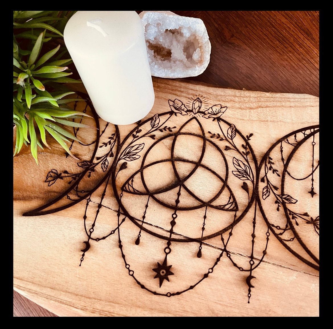 Autel Triple Lune Triskel Witchcraft Wicca