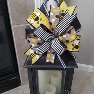 Bumble Bee Bow, Bee Bow, Wreath Bow, Summer Bow, Lantern Bow, Door Hanger Bow, Honey Bee Decor, Bee Decorations, Wired Ribbon Bow