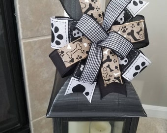 Dog Bow, Paw Print Bow, Dog Bow for Wreath, Dog Paw Bone Bow, Black and White Bow, Door Hanger Bow, Wreath Bow, Dog Lover, Dog Decor