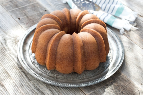 Nordic Ware 6-Cup Anniversary Bundt Pan