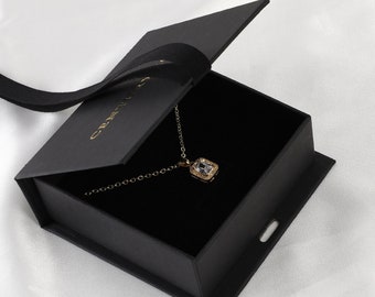 gift jewelry presentation box 50pcs 8*8*3cm Black ribbon Gift Box Custom Necklace Box with Microfiber Bag Jewelry Packaging Paper Box with Sponge Personalized Logo