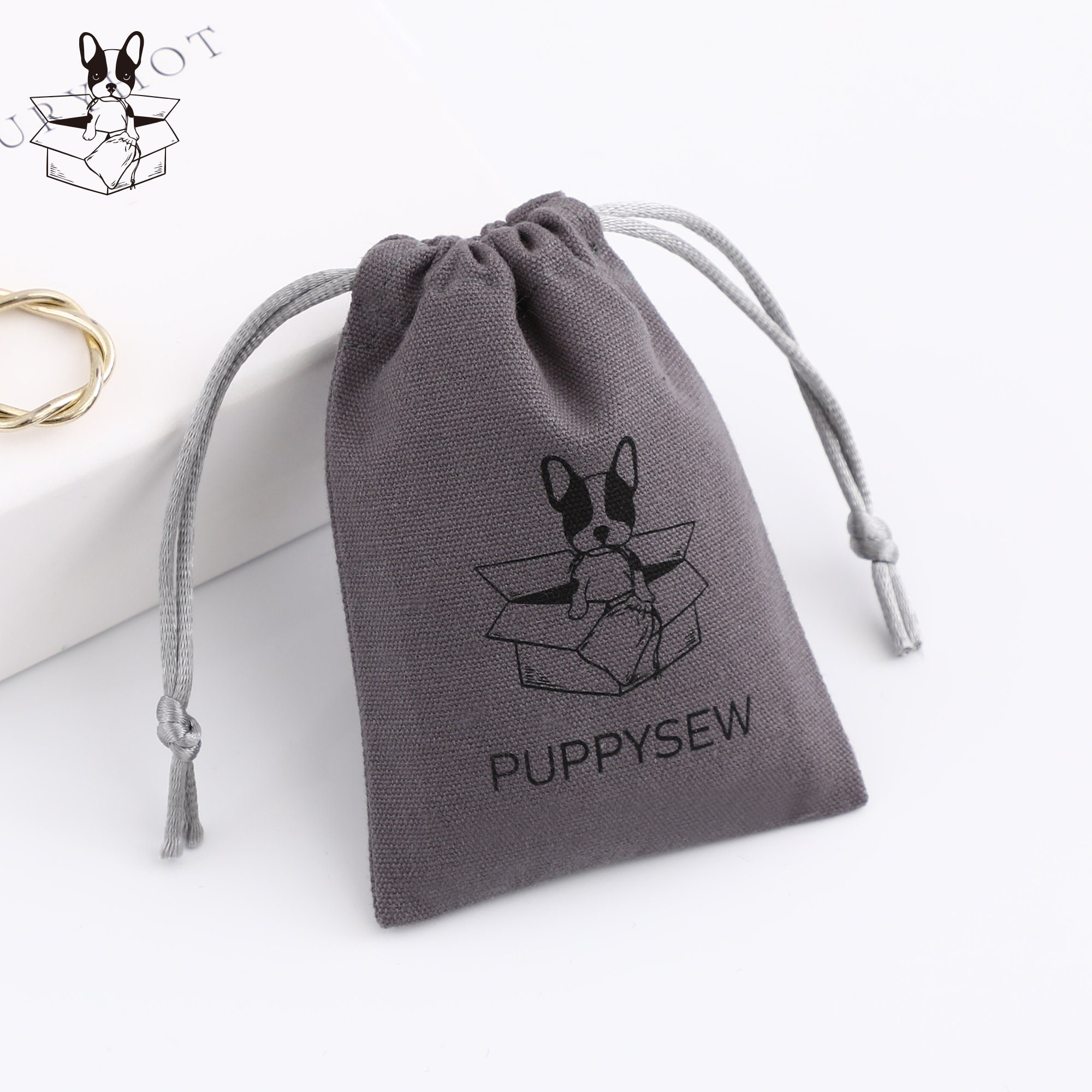 Buying Tips for Dark Gray Canvas Ribbon Bags - Inspect Canvas Thickness and Ribbon Sturdiness