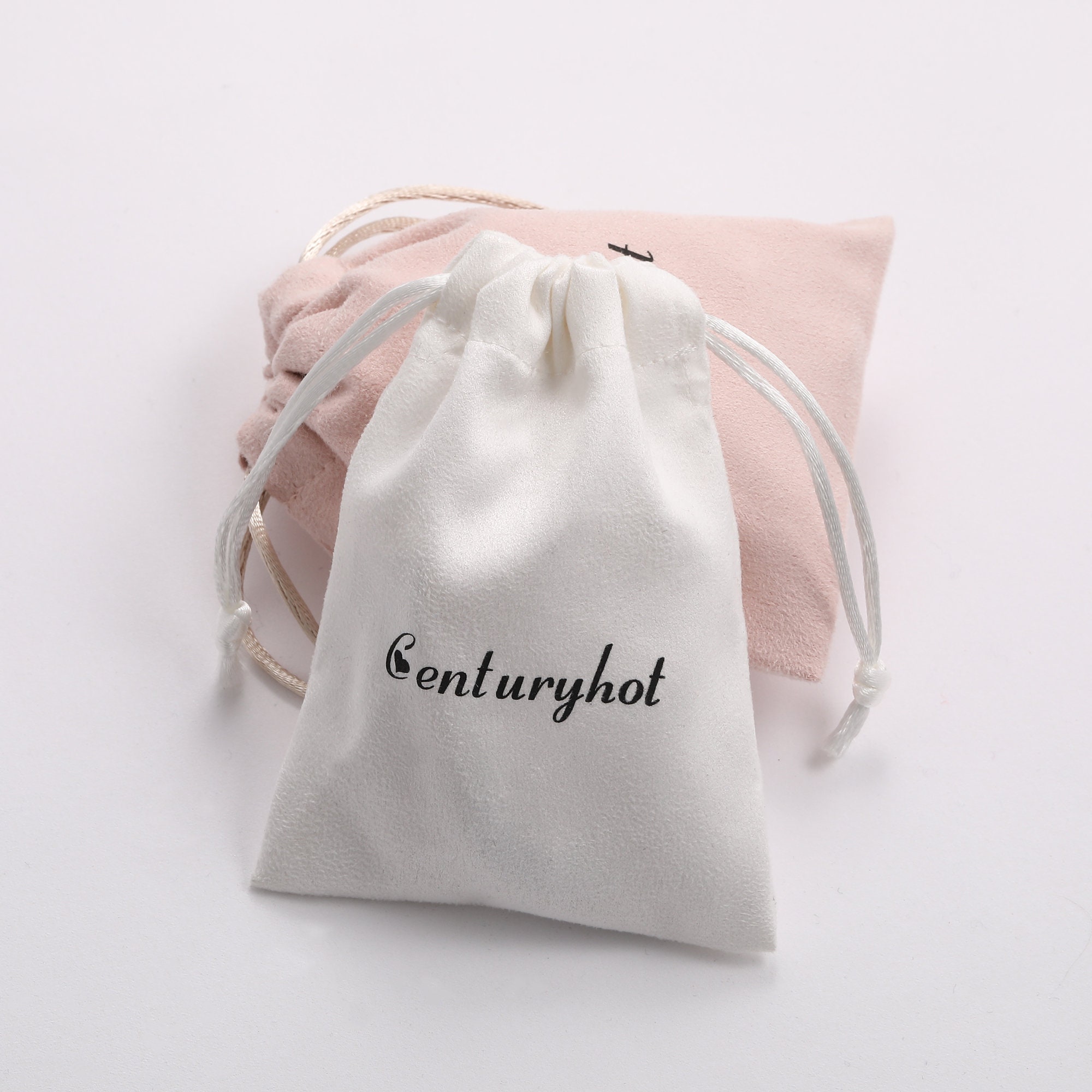 Small jewelry brands solve branding pain with custom logo drawstring necklace pouches (50pcs MOQ, flannel material) – 25% higher social shares (from product introduction)