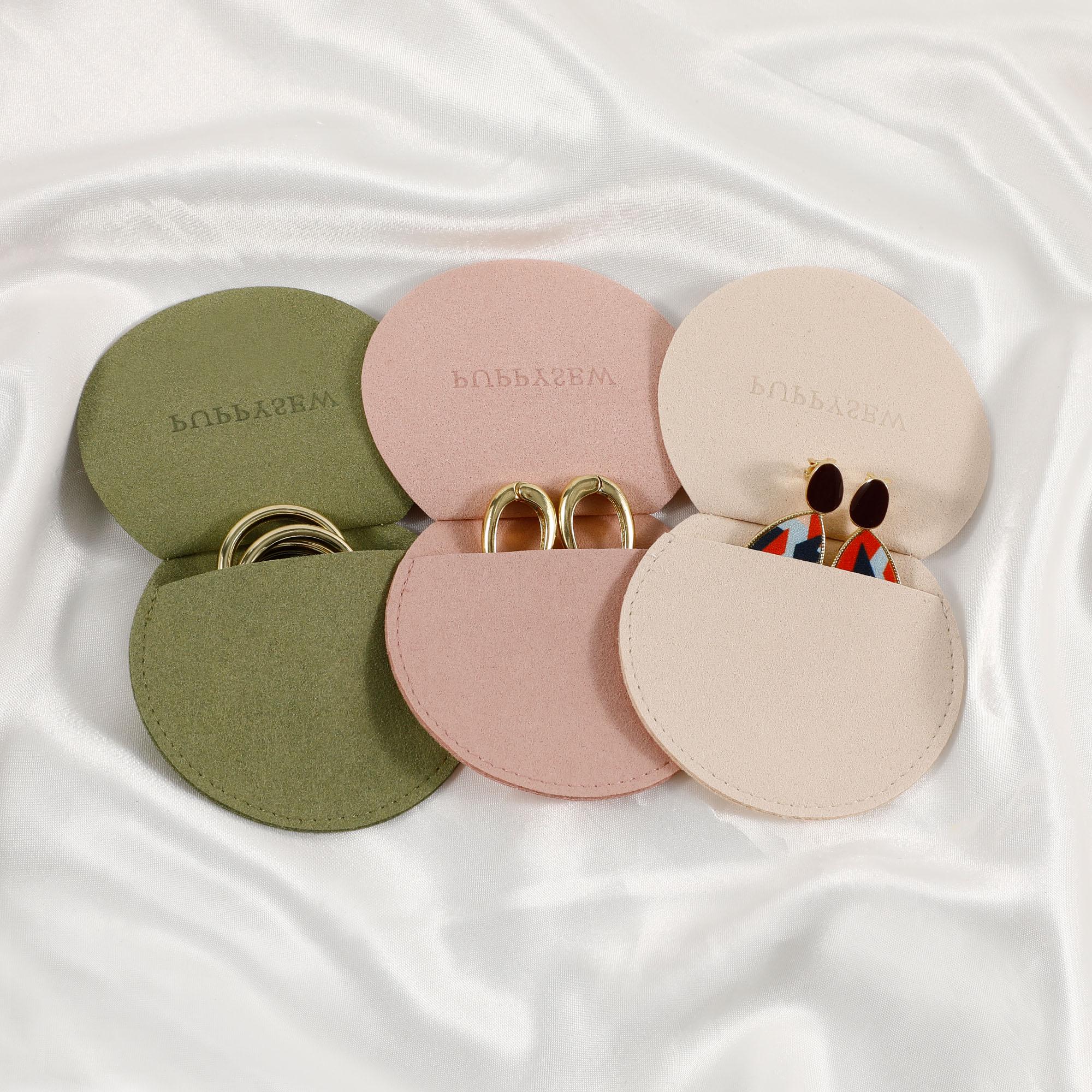 Small jewelry brands prevent round earring damage with 8*8cm microfiber round bags – 100% shape retention (from product introduction)