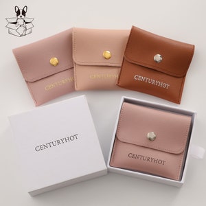 50 Schmuck Verpackung Taschen Individuelles Logo Halskette Tasche Ring Tasche Ohrring Tasche Druckknopf Tasche Umschlag Tasche Flip Ledertasche mit Logoprägung